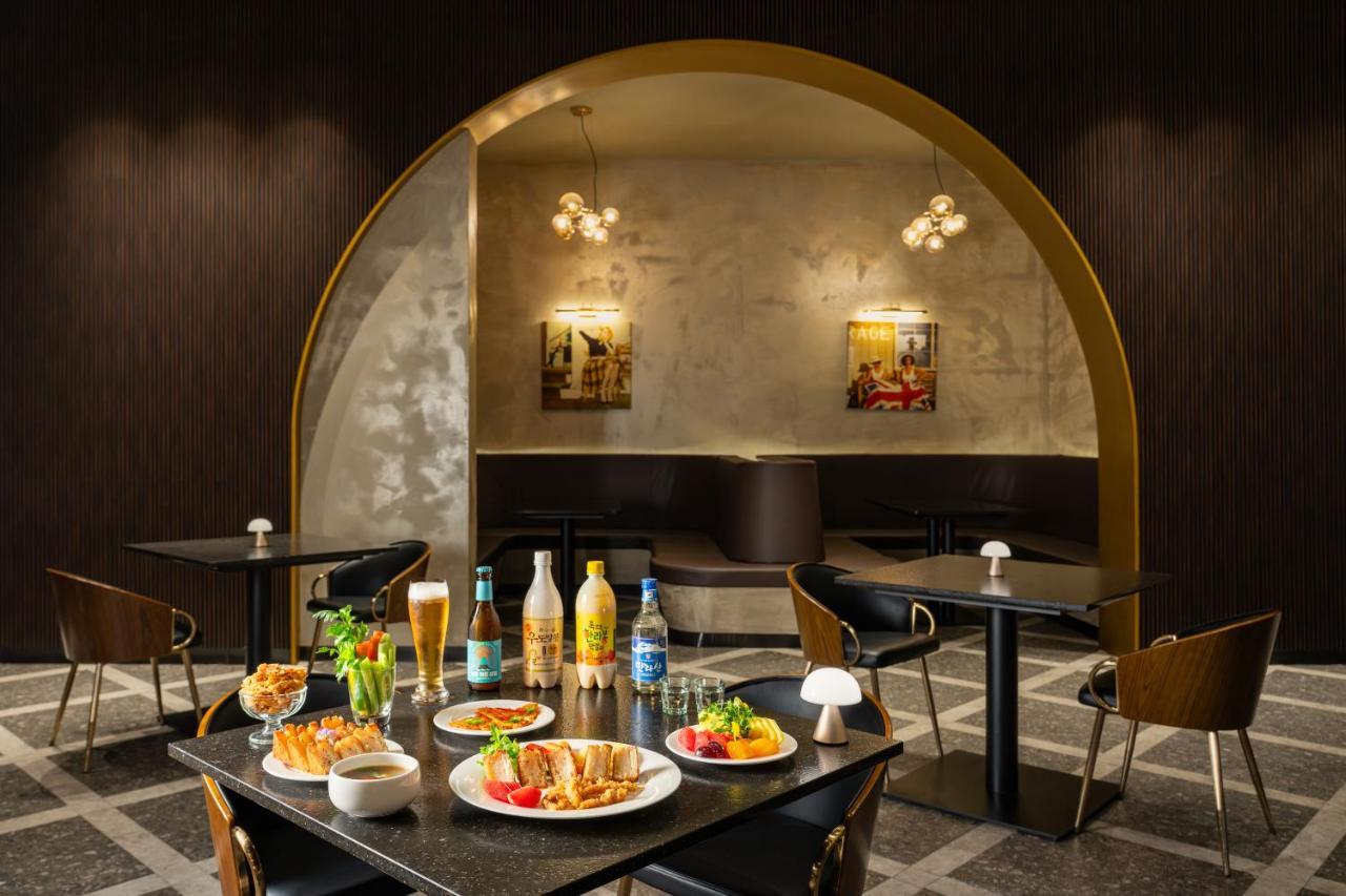 The Suites Hotel Jeju Согвипхо Экстерьер фото