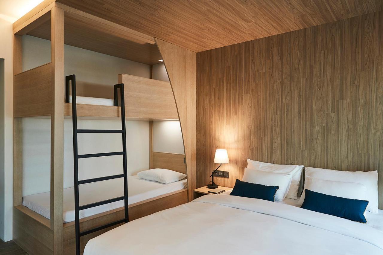 The Suites Hotel Jeju Согвипхо Экстерьер фото