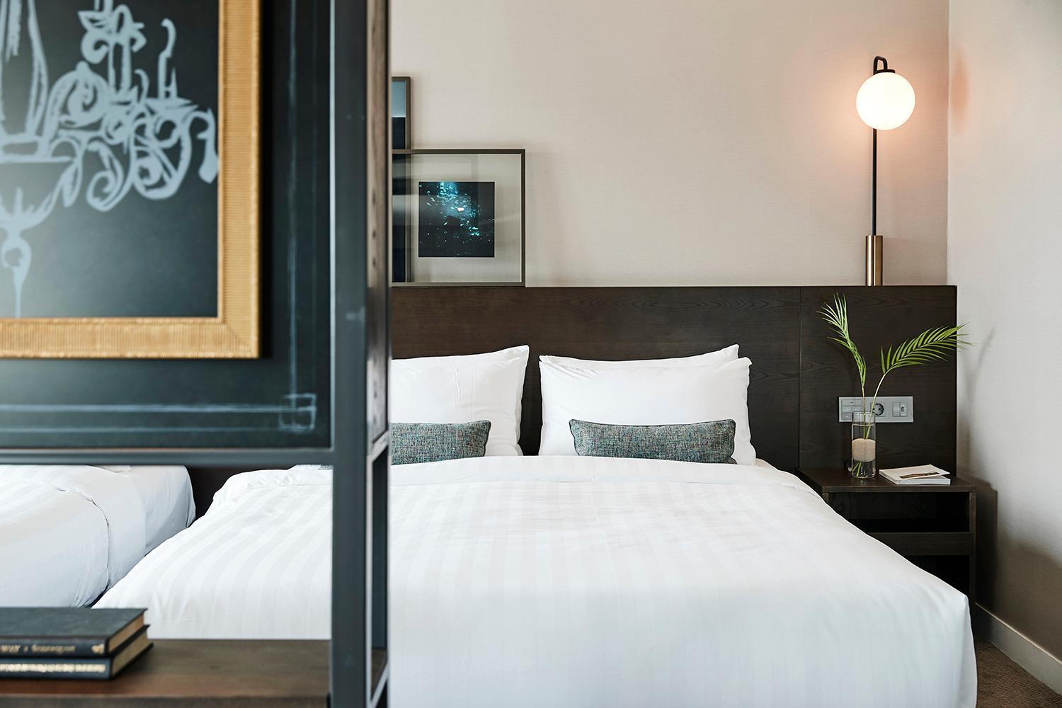 The Suites Hotel Jeju Согвипхо Экстерьер фото