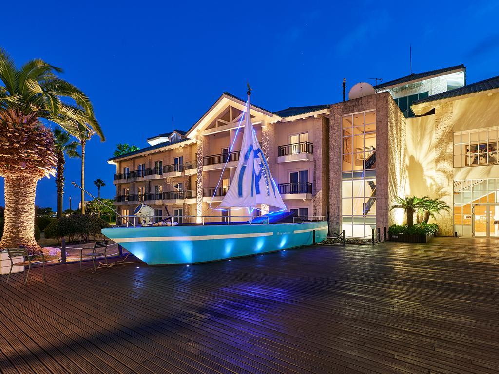 The Suites Hotel Jeju Согвипхо Экстерьер фото