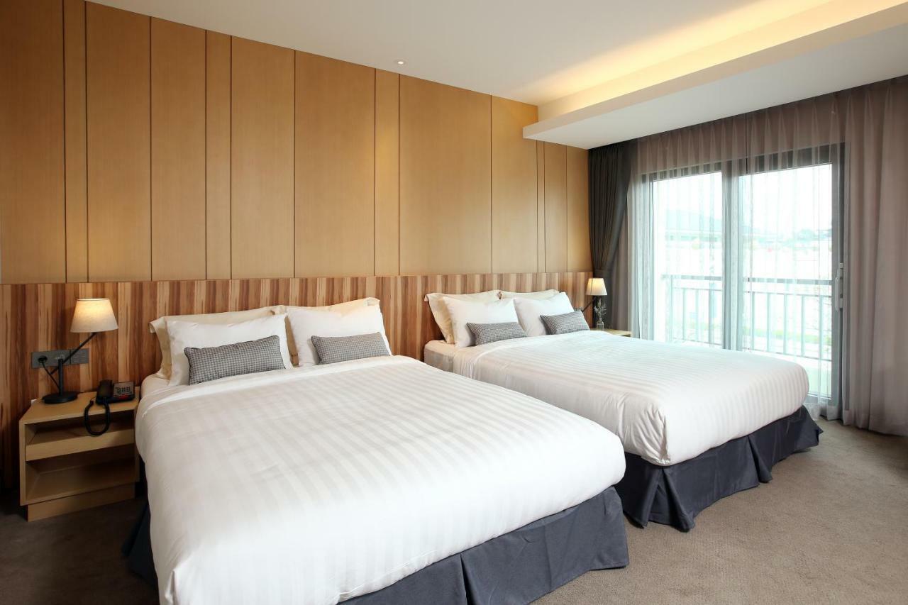 The Suites Hotel Jeju Согвипхо Экстерьер фото